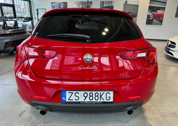 Alfa Romeo Giulietta cena 45900 przebieg: 114333, rok produkcji 2015 z Świebodzice małe 326